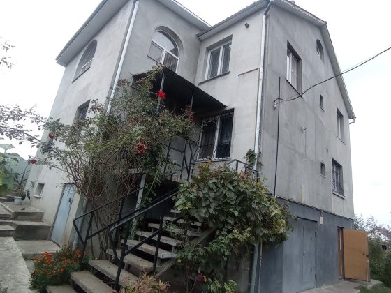 Оренда будинку Гречани можна для хлопців Хмельницький