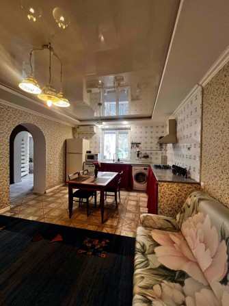 Оренда двоповерхового  будинку - фото 1