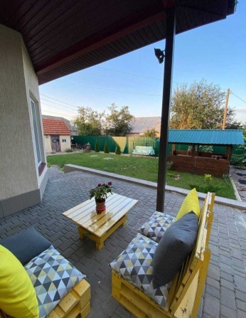 Оренда дома.Киевский район.3минуты до остановки. - фото 1