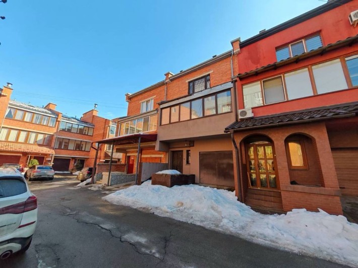 Оренда котеджу по вул. Вербицького - фото 1