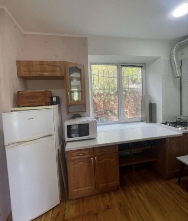 Центр 2к Частина Будинку  13000+к - фото 1