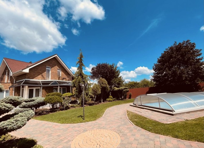 Оренда сучасного будинку з басейном ! - фото 1