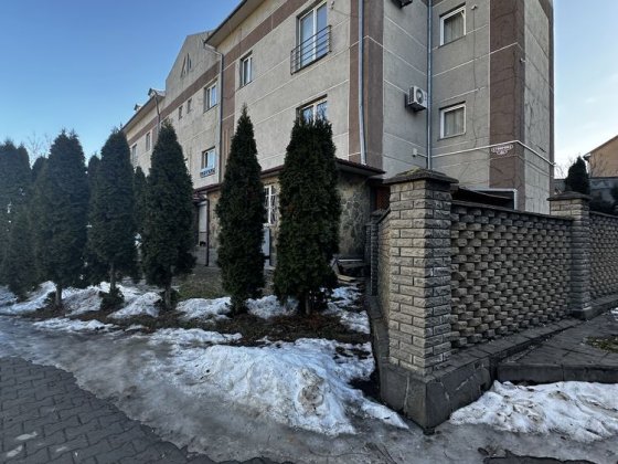 Оренда 2 кімнатного БУДИНКУ +ГАРАЖ, ЦЕНТР Чернівців Черновцы