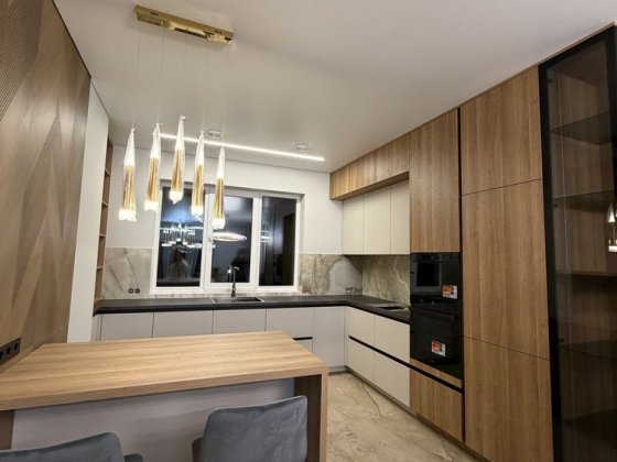 Оренда 3 кім котеджу з дизайнерським ремонтом. Ужгород