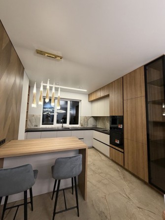 Оренда 3 кім котеджу з дизайнерським ремонтом. - фото 1