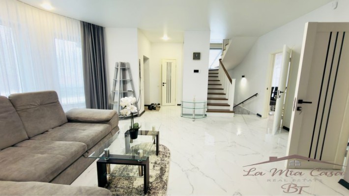 Оренда стильного 2 поверхового будинку . Приміська - фото 1