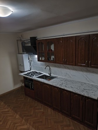 Здам частину будинку ,квартира центр власник - фото 1