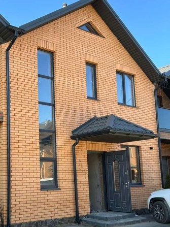 Здається Шикарний 4 кімнатний Таунхаус, біля ЖК Західний. - фото 1