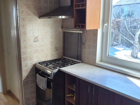 Частина будинку + гараж в 5 хвилинах від Глобала