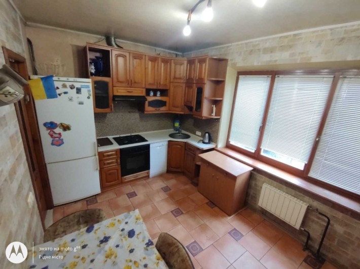 Аренда дома. Район - Правый берег. Есть гараж - фото 1