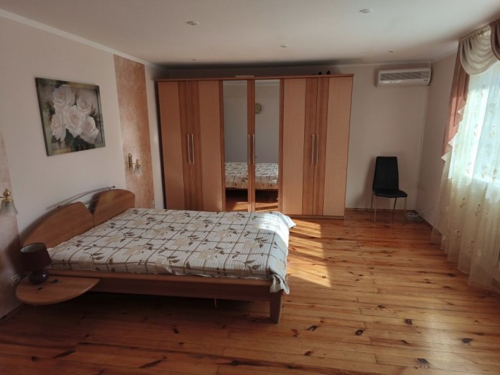 Оренда двоповерхового будинку ботанический сад - фото 1