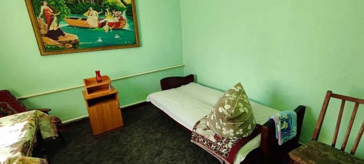 Оренда будинка. Три роздільні кімнати. вул. В. Бердичівська - фото 1