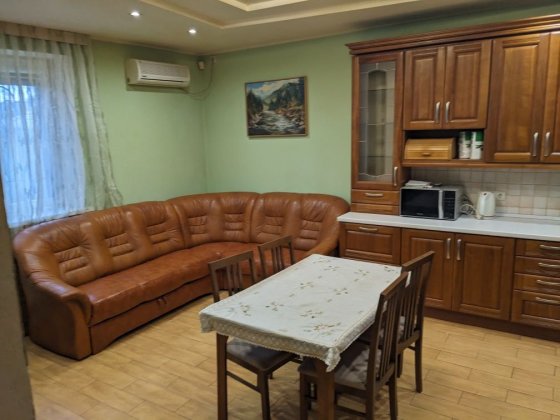 Сдам дом в аренду в р-н пр.Металургов Днепр