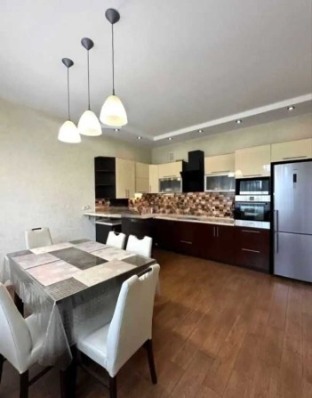 Сдам в долгосрочную аренду  дом, район пр.Науки, ТЦ "Неоплаза - фото 1