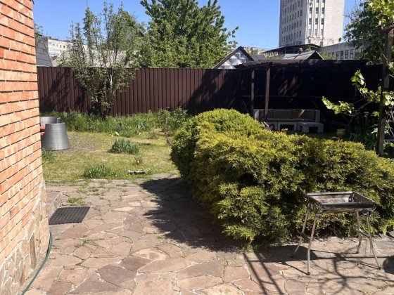 Оренда будинку  район Друкарня ( поруч школа 32)