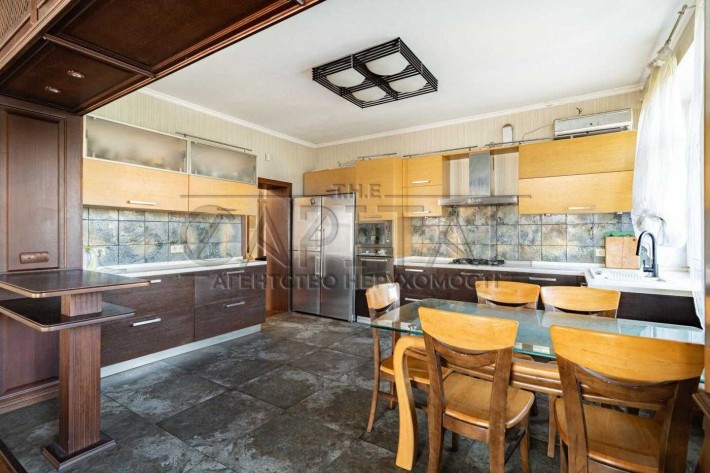 Оренда будинку на Подолі ГЕНЕРАТОР!! БАСЕЙН!САУНА! Теніс!! Камін! ГАЗ! - фото 1