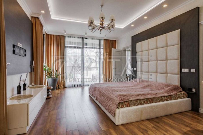 Оренда котедж  КИЇВ з гаражем барбекю та зоною відпочинку - фото 1