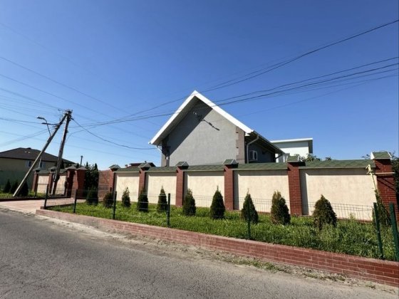 Аренда двухэтажного дома на ул. Агрономическая