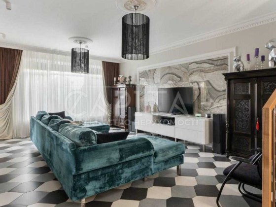 Просторий,  стильний будинок у котеджному містечку Італійський квартал Киев