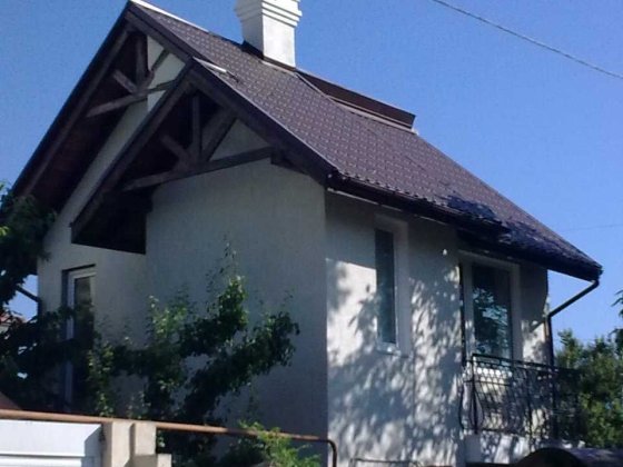 Сдам свой 2-х этажный домик. ул. Ромашковая. Киев. р-он