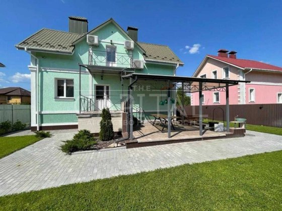 Будинок у КМ, Жуляни,/15 хв їзди від серця міста, вул. Березова, 1 Киев