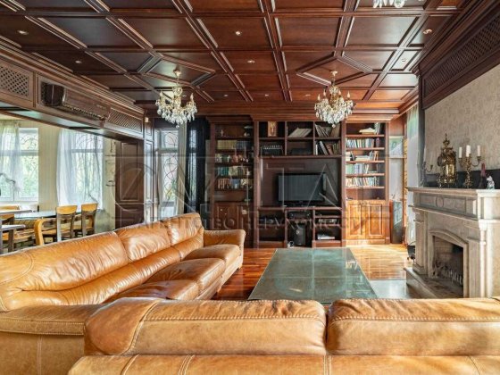 Оренда будинку на Подолі ГЕНЕРАТОР!! БАСЕЙН! САУНА!! Теніс!! Камін!! Киев