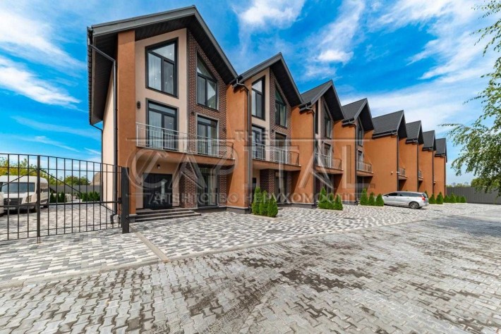 Здається в оренду таунхаус Vip рівня, в закритому комплексі,  Києв - фото 1