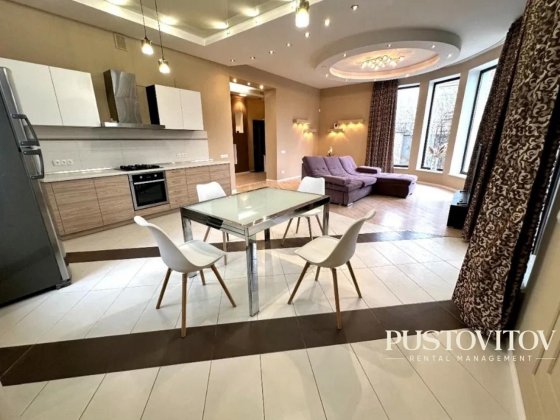 Аренда дома Новгородская/Львовская (3 спальни)