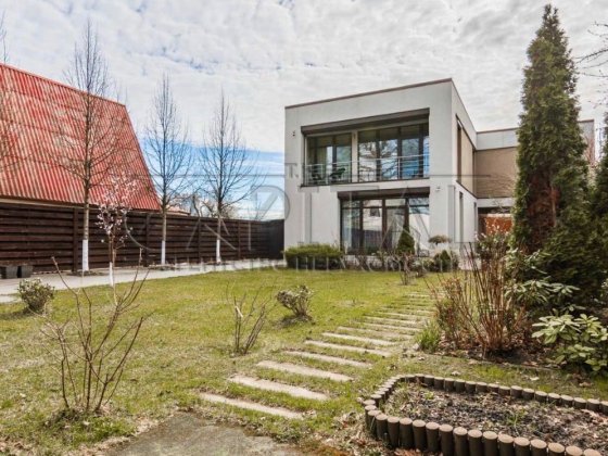 Оренда будинку з газом і цоколем 4 кімнатний) Київ Киев