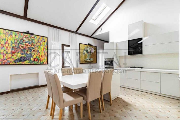 БУДИНОК / Осокорки вул. Святищенська / 230 м2 / Дарницький р-н - фото 1