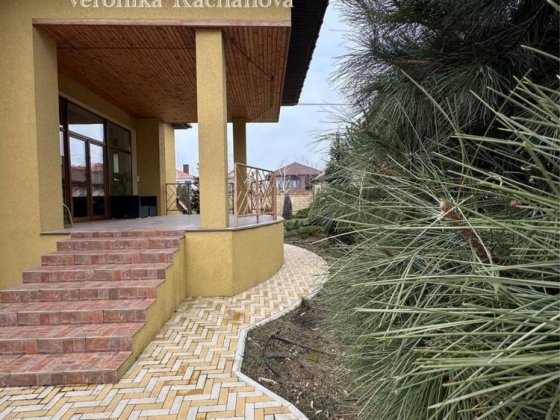 Аренда дома в Совиньоне, подвал, генератор