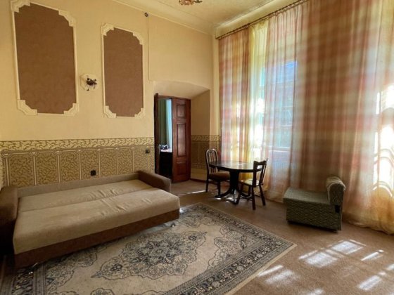 Оренда частини будинку  / район ПАККО Рованцы