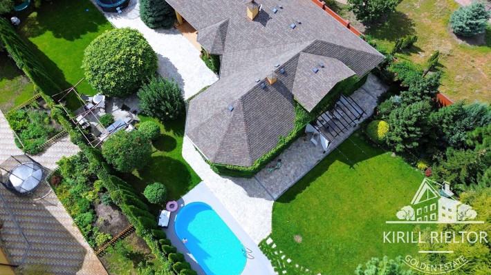 В коттеджном городке «Золотые Ключи» сдается дом с бассейном - фото 1