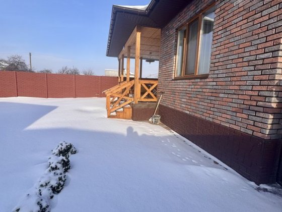 Сдам в оренду будинок з генератором Святопетровское