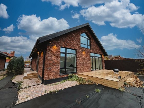 Еко-дуплекс на вулиці Польова (власник, 120 кв.м. з ділянкою 4 сотки) Святопетровское