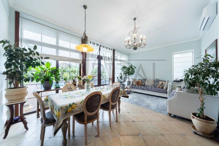 Здається в оренду шикарний будинок з басейном в Гатному 270м2 - фото 1