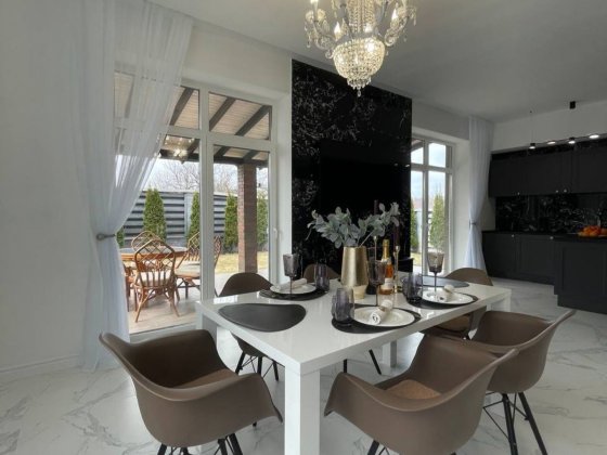 Оренда Будинку в Ходосівці | є Генератор | Тиха Локація Ходосівка