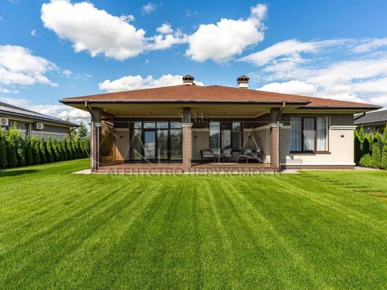 Оренда нового автономного будинку 180 м² у КМ Zoloche Vezuviy Вишеньки