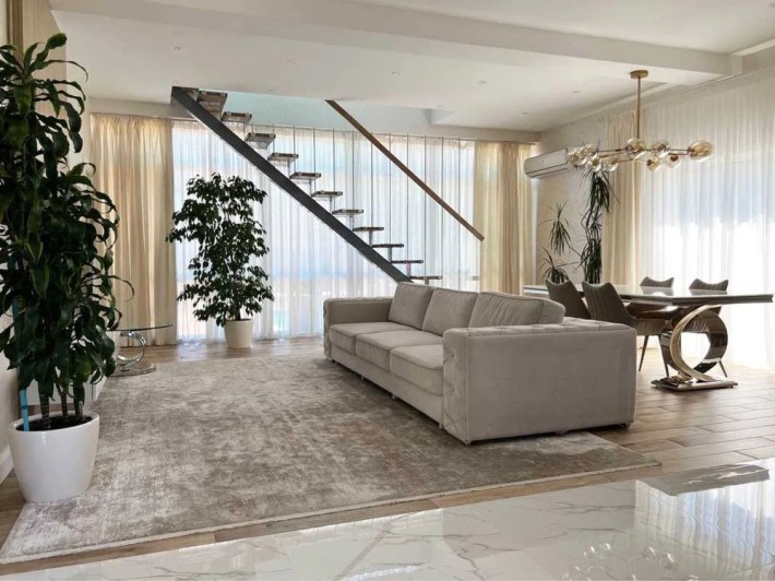 Оренда затишного будинку з басейном Козин - фото 1