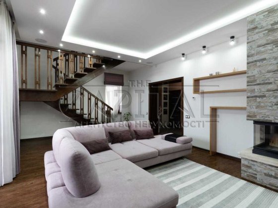 Оренда / Будинок / вул. Буркута, Гнідин Гнедин