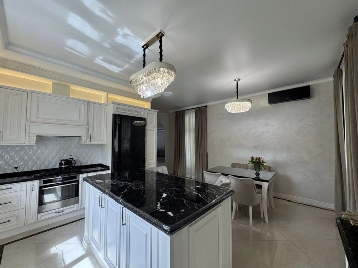 Оренда затишного будинку Гореничі - фото 1