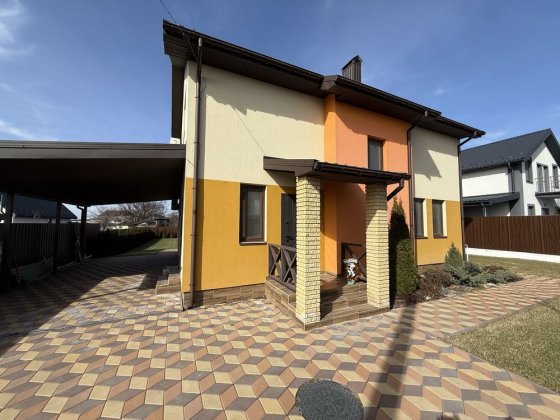 с.Нові Петрівці сучасний будинок Нові Петрівці