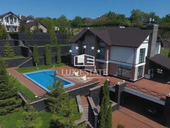 Аренда дома 380 м² в коттеджном городке «Зелений гай», Лесники Лісники