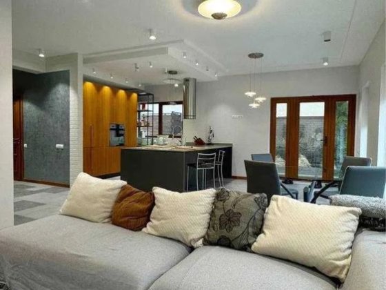 Оренда будинку з генератором Віта-Поштова Віта-Поштова