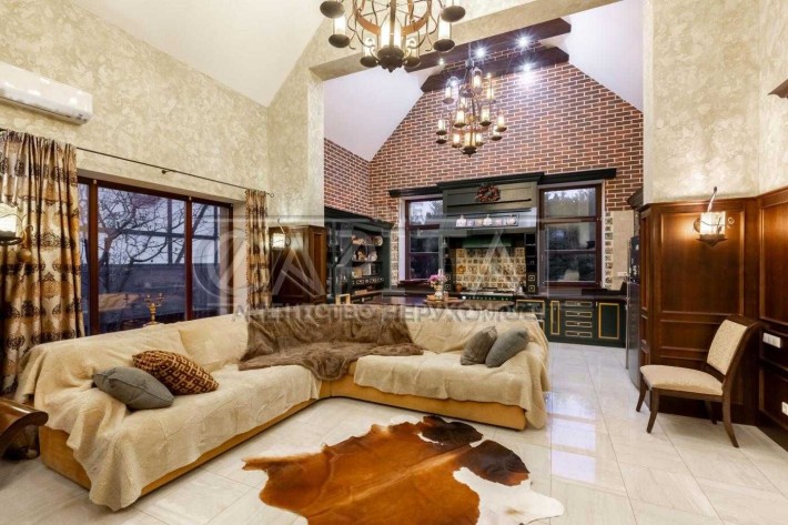 Оренда Будинок у котеджному містечку Бобриця-Парк з басейном та сауною - фото 1