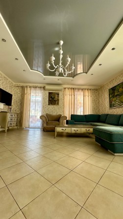 ТЕРМІНОВО! Оренда будинку 10хв до Києва 320 м2 - фото 1