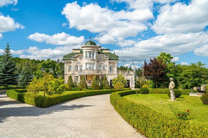 Будинок 800м2/4 пов/70 соток, Іванковичі, вул. Зелена - фото 1