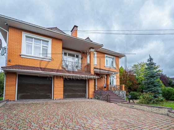 Оренда Будинку вул. Печерська, Чайки Чайки