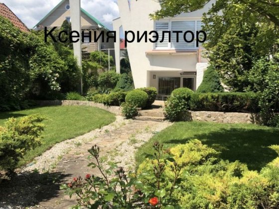 Комфортный будинок біля моря