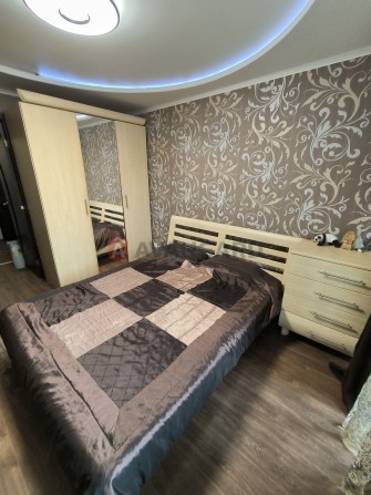 Трьохкімнатна. Укомплектована. - фото 1